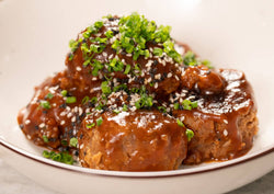 Albóndigas con BBQ coreana Toma-Thai Aderezos